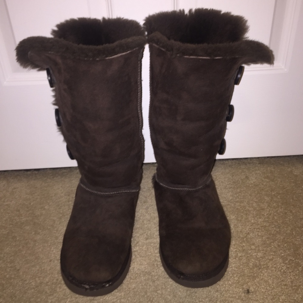 UGGS- Bailey Button Triplet II Boot
